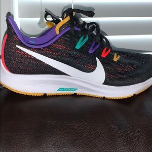 Women Size 8 Nike Pegasus